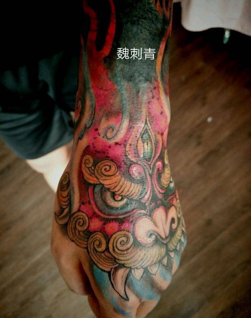 黑臂遮盖旧纹身纹身图片