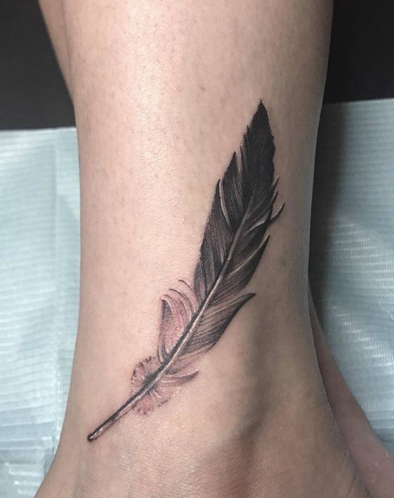 小羽毛纹身图片