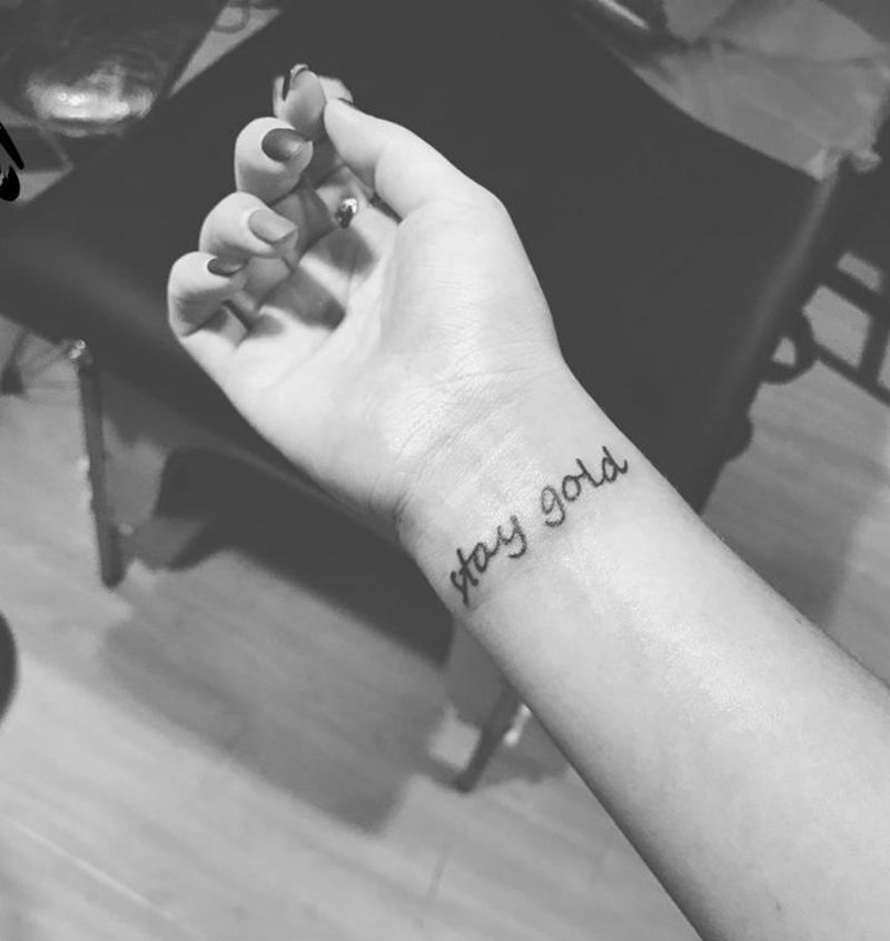 手腕 字母纹身图片