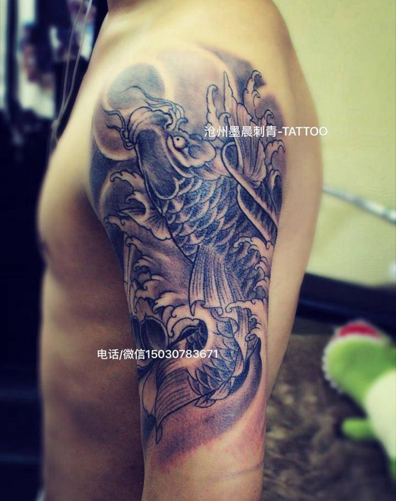 大鱼一斤纹身图片