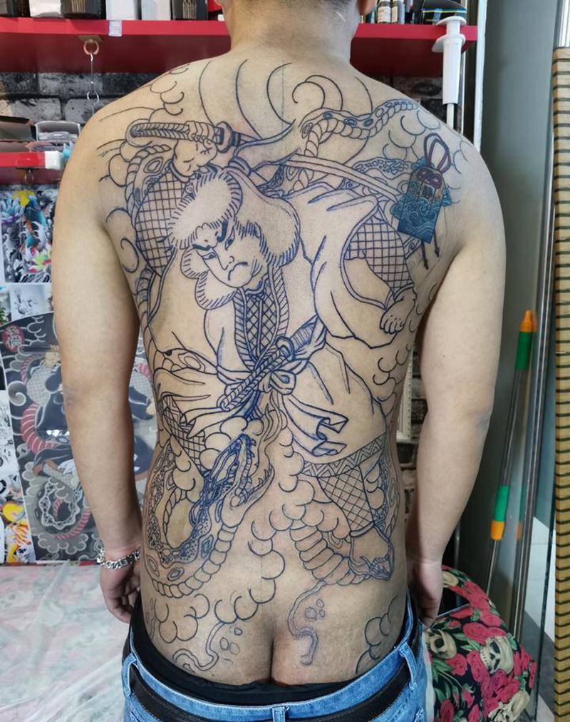日式传统纹身图片_背部老传统纹身图案