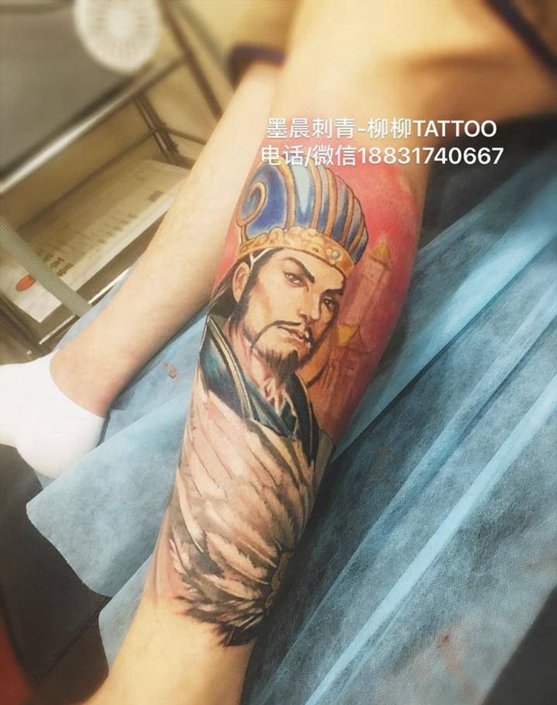 睿智的大帅哥纹身图片