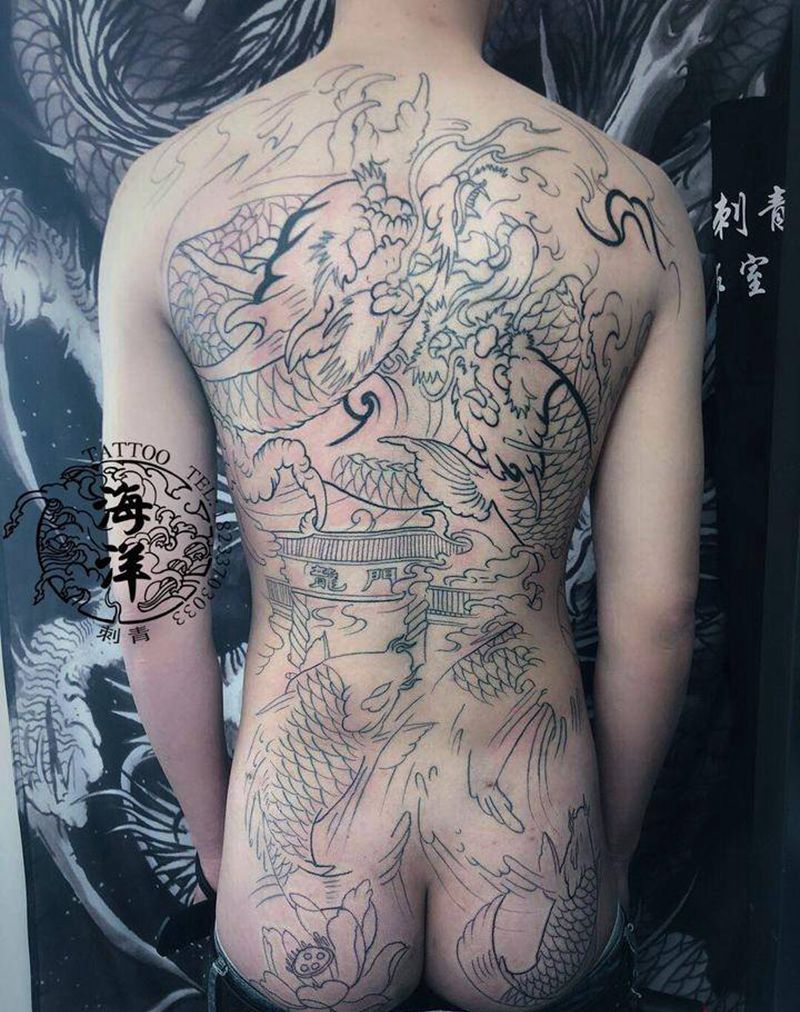 鲤鱼跃龙门  包臀纹身图片