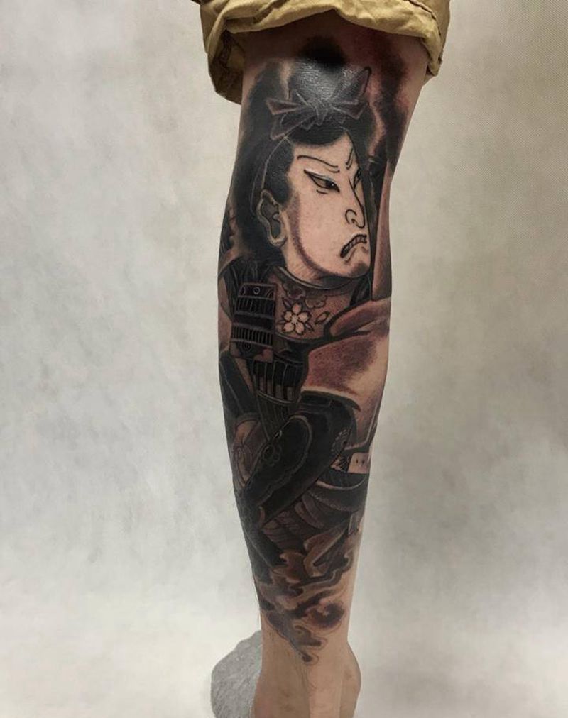 武士纹身图片_腿部新传统武士纹身图案