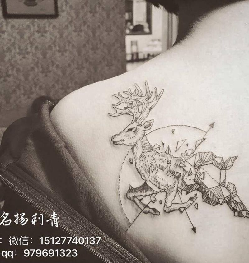 几何麋鹿纹身图片