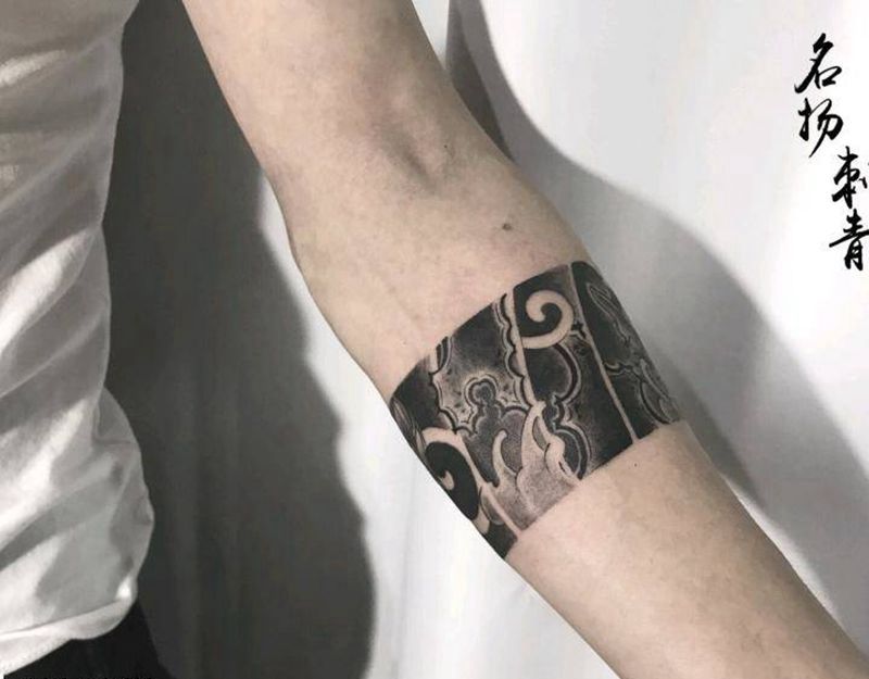 臂环纹身图片_手臂新传统老传统纹身图案