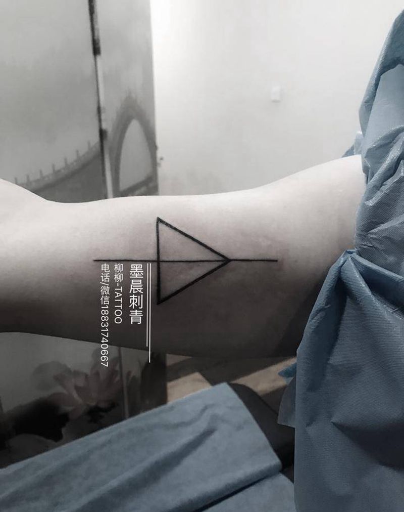 线条纹身图片