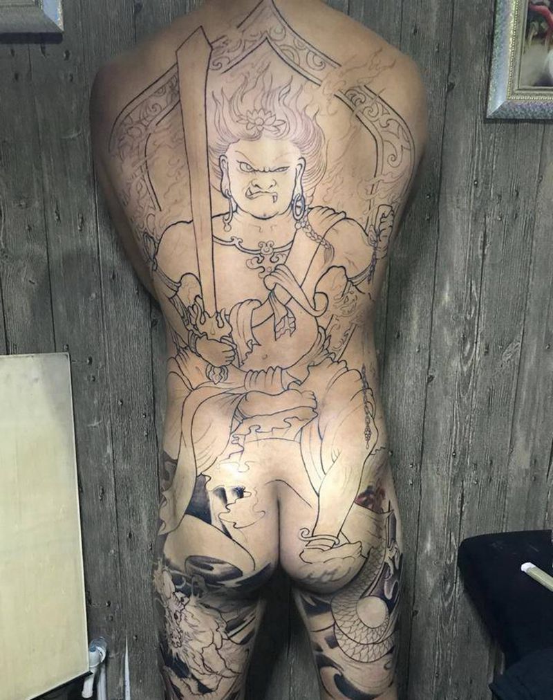 大满背不动明王纹身图片