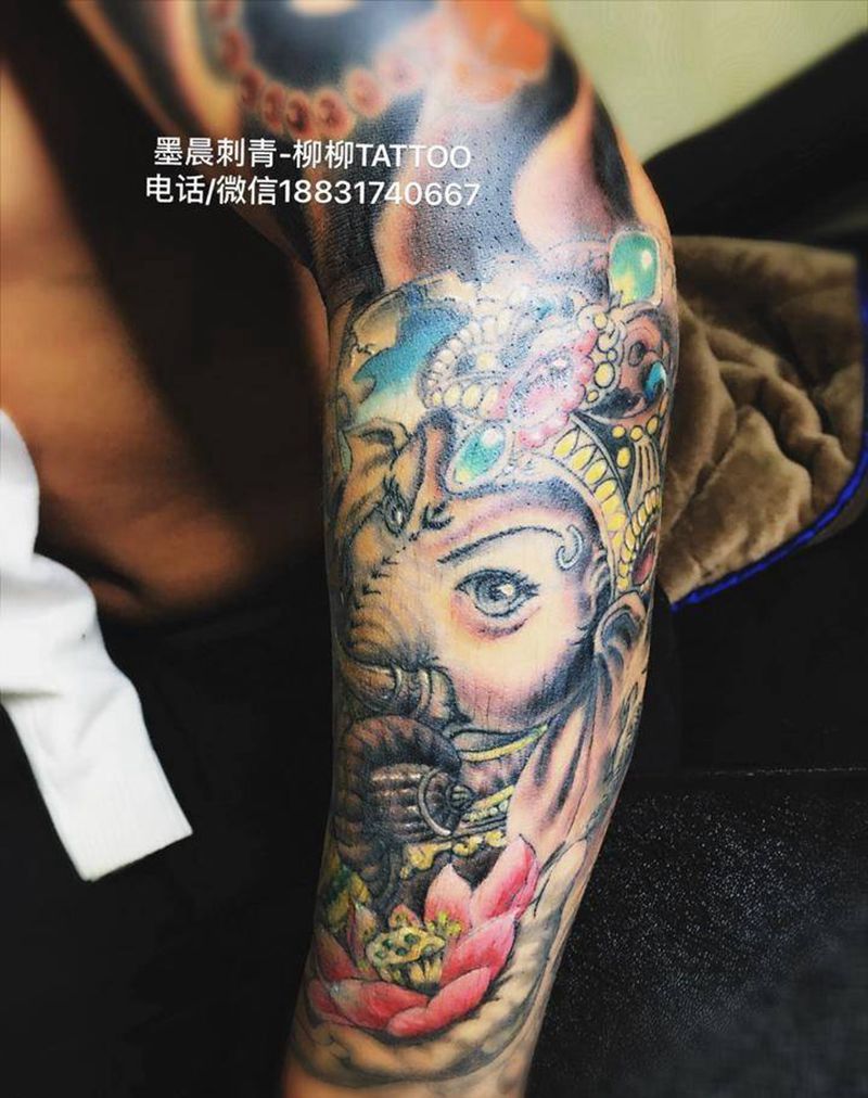 彩色象神纹身图片