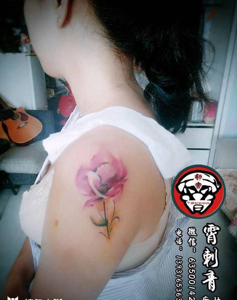 小花遮疤纹身图片