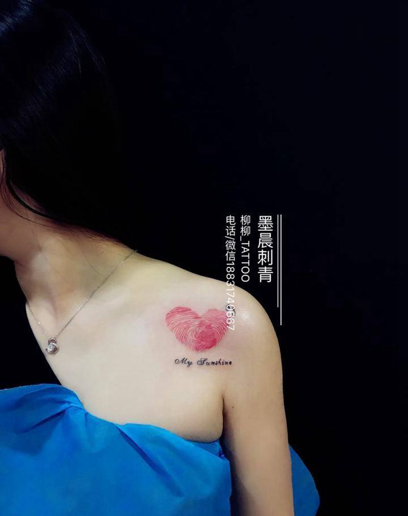 指纹肩花纹身图片
