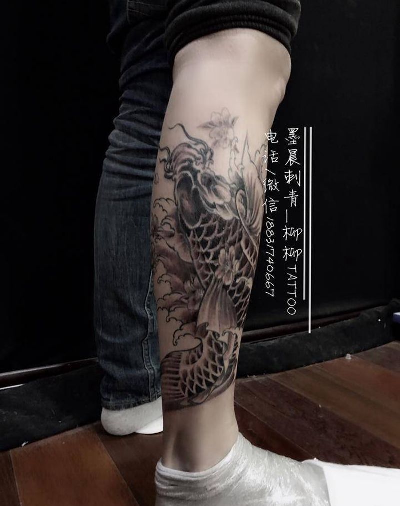 小腿鱼纹身图片