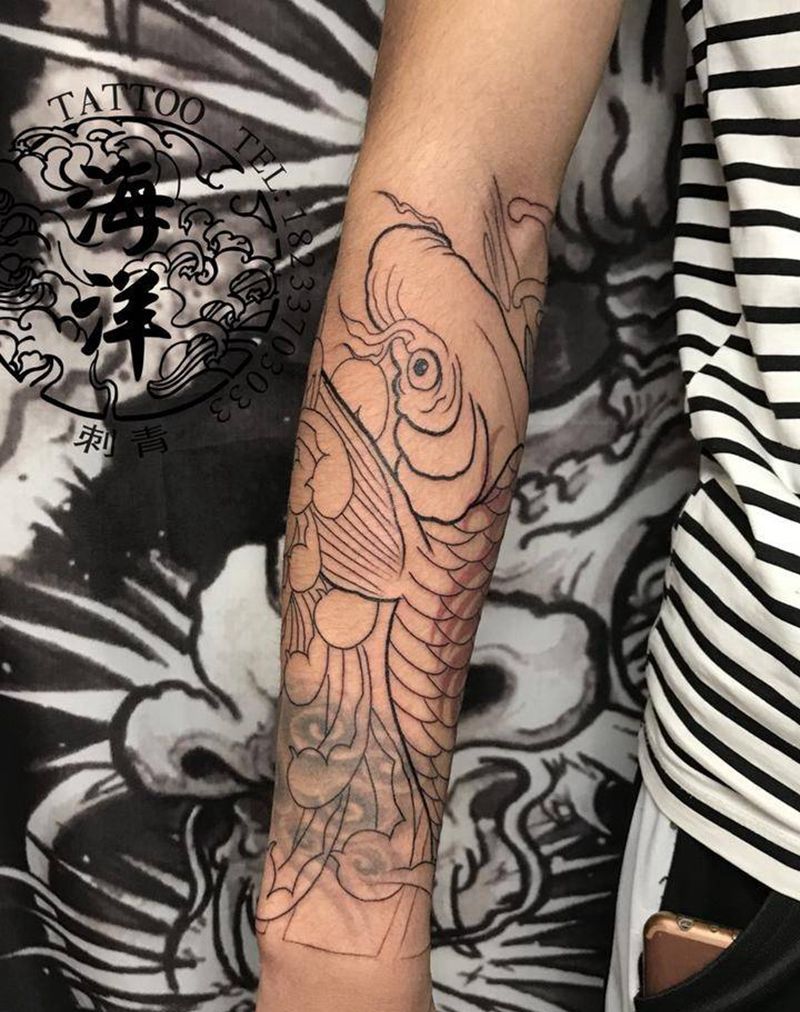 包小臂遮盖纹身图片