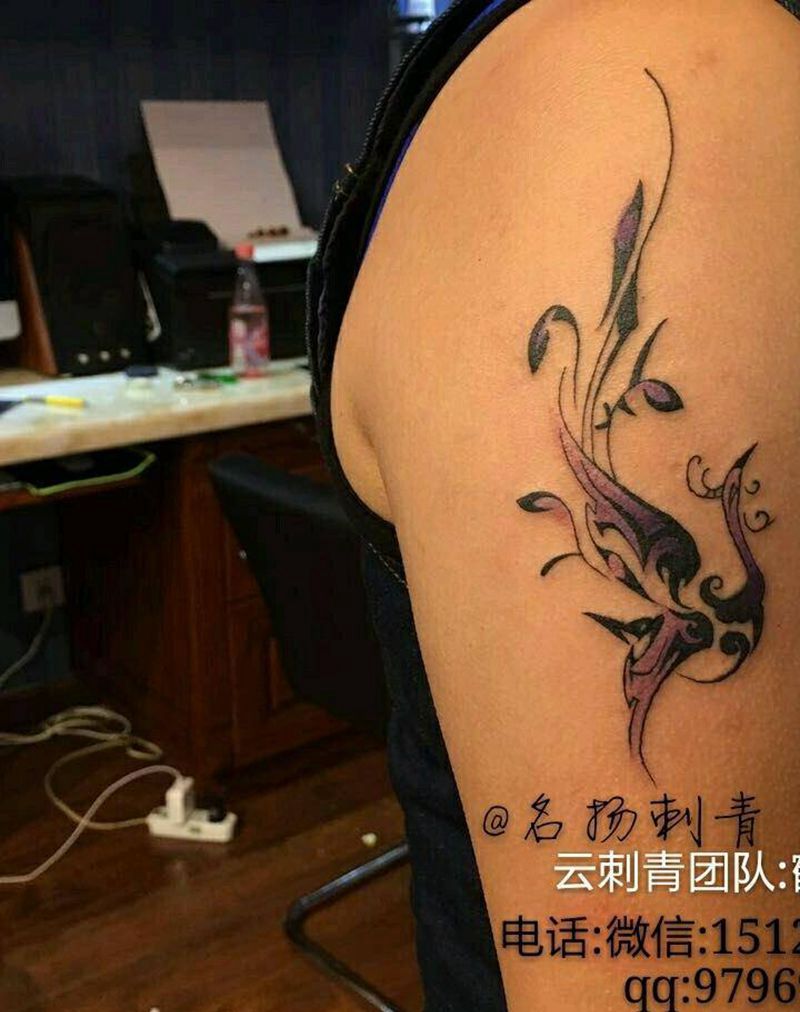 凤凰小图腾纹身图片