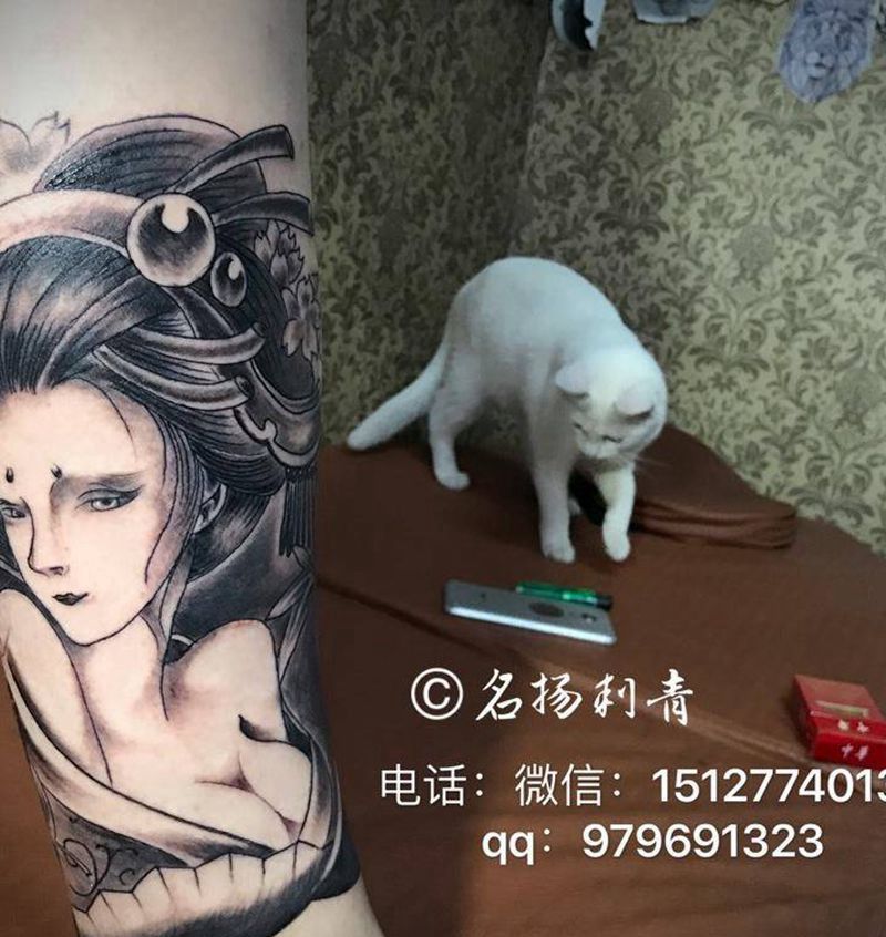 小腿遮盖纹身图片