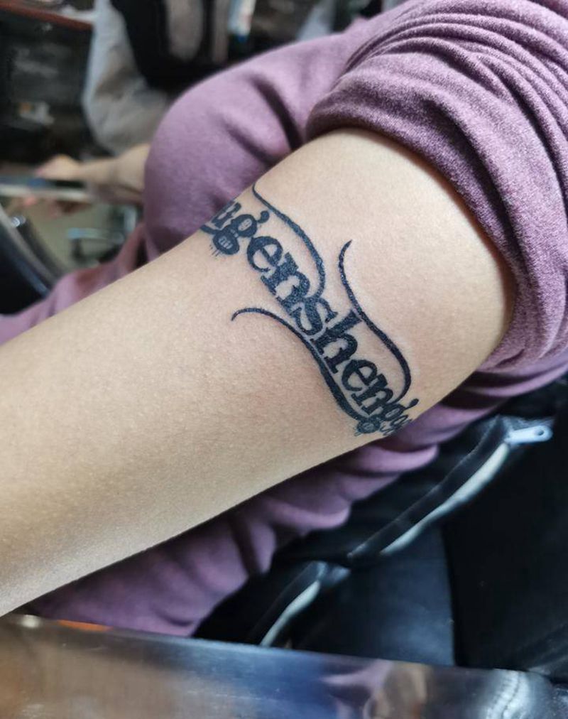 字母纹身图片_手臂图腾纹身图案