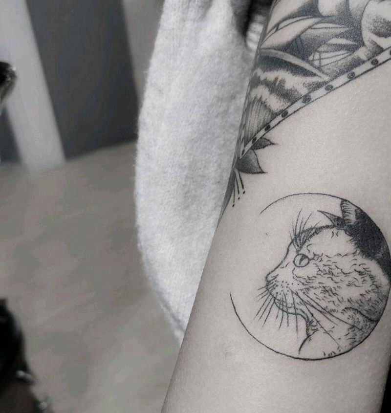 拼接纹身图片_手臂点刺New School纹身图案