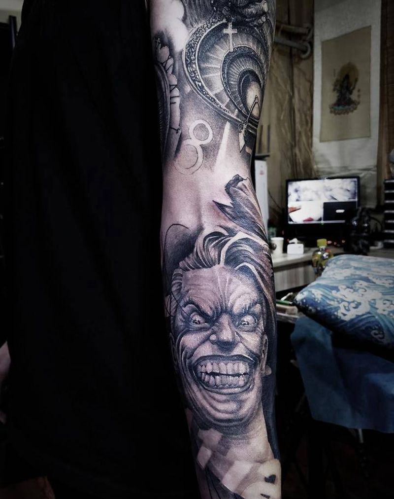 小丑花臂纹身图片_手臂纹身图案