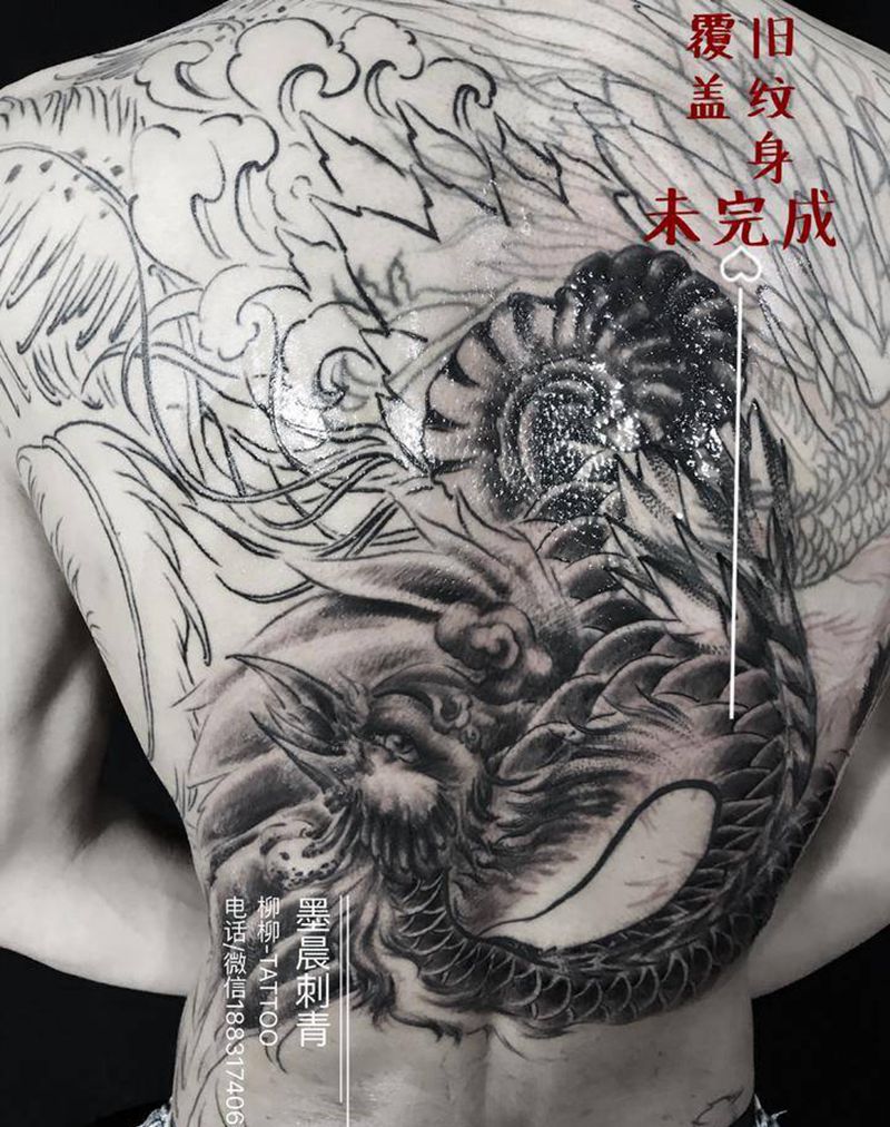后背凤凰覆盖纹身图片