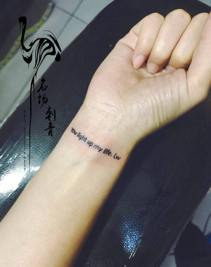 小字母纹身图片