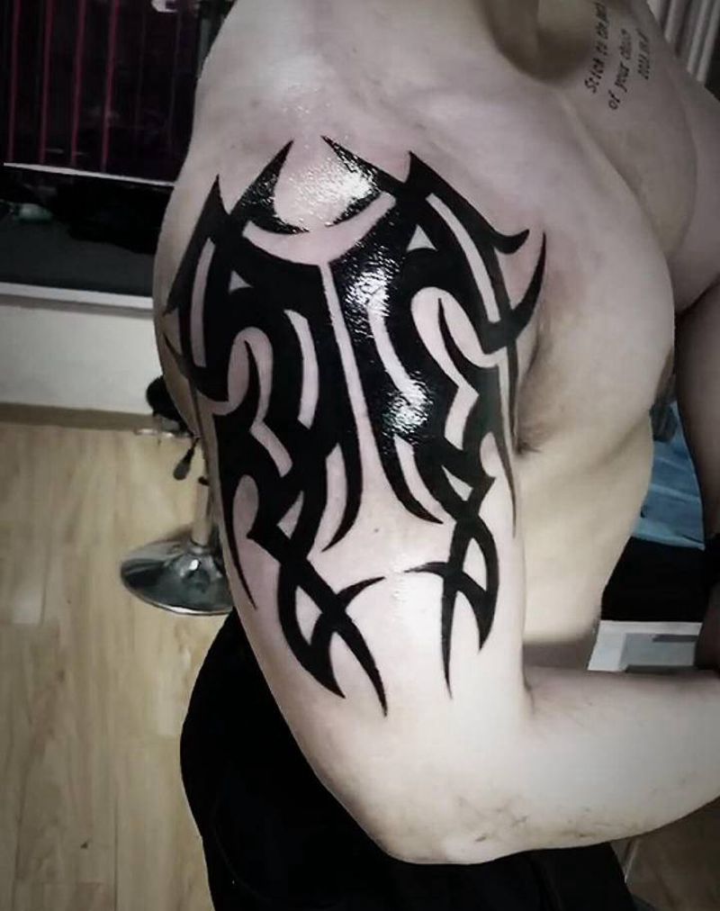 图腾纹身图片_肩部图腾纹身图案