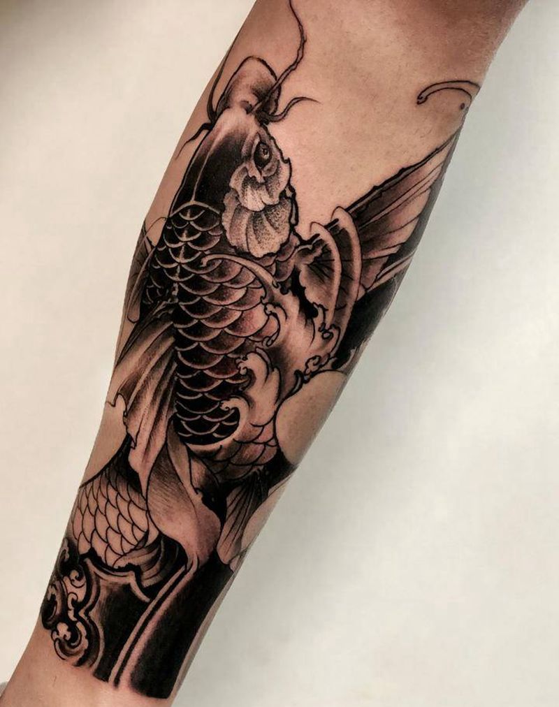 锦鲤纹身图片_腿部新传统点刺纹身图案