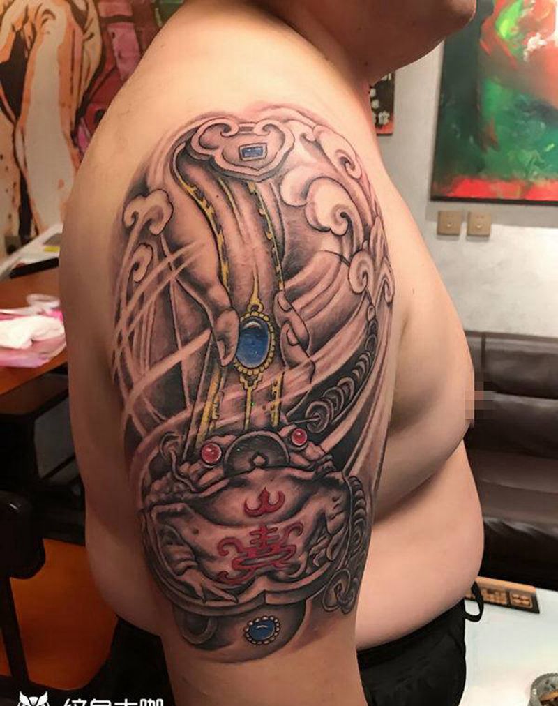 如意纹身图片_肩部手臂新传统纹身图案