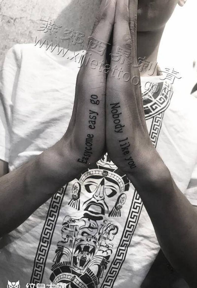 字母纹身图片_手部纹身图案