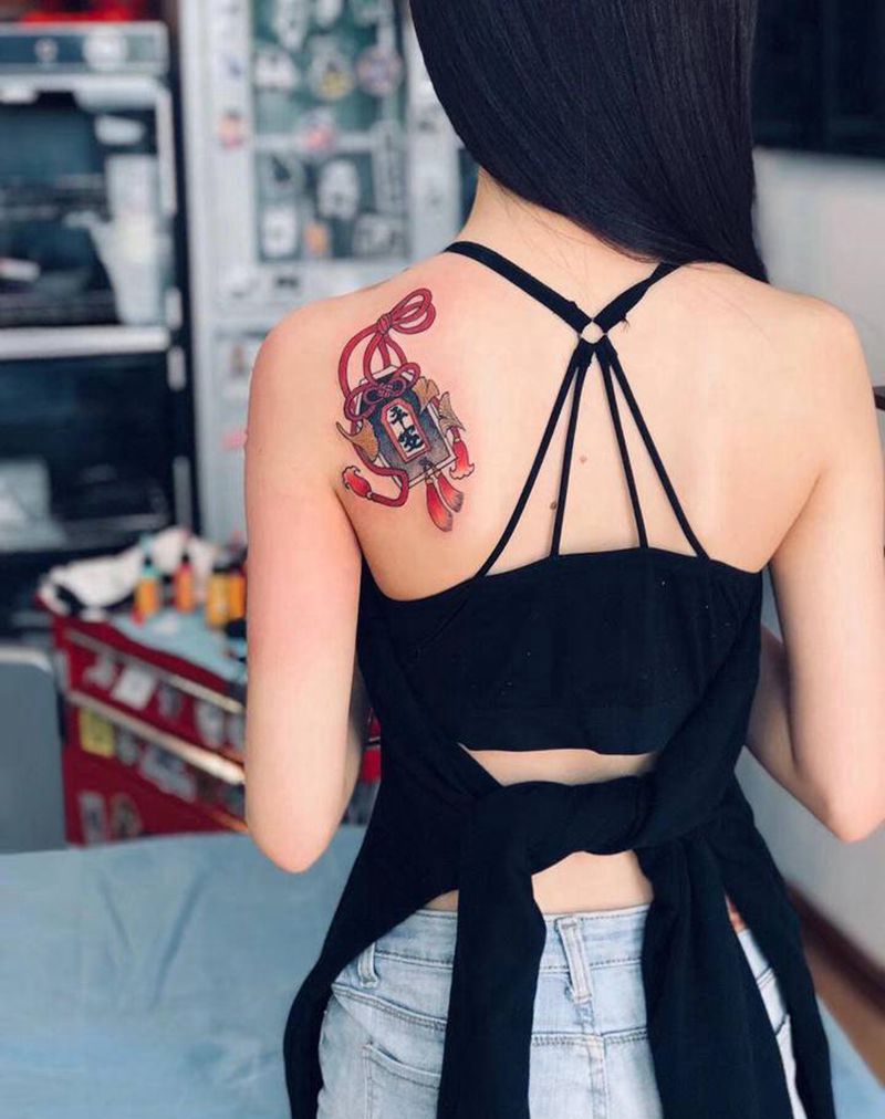 平安福纹身图片_颈部新传统纹身图案