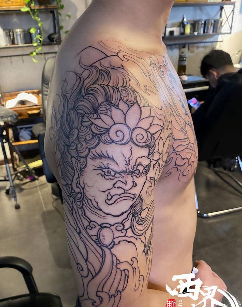 传统明王半甲割线纹身图片_手臂胸部新传统纹身图案