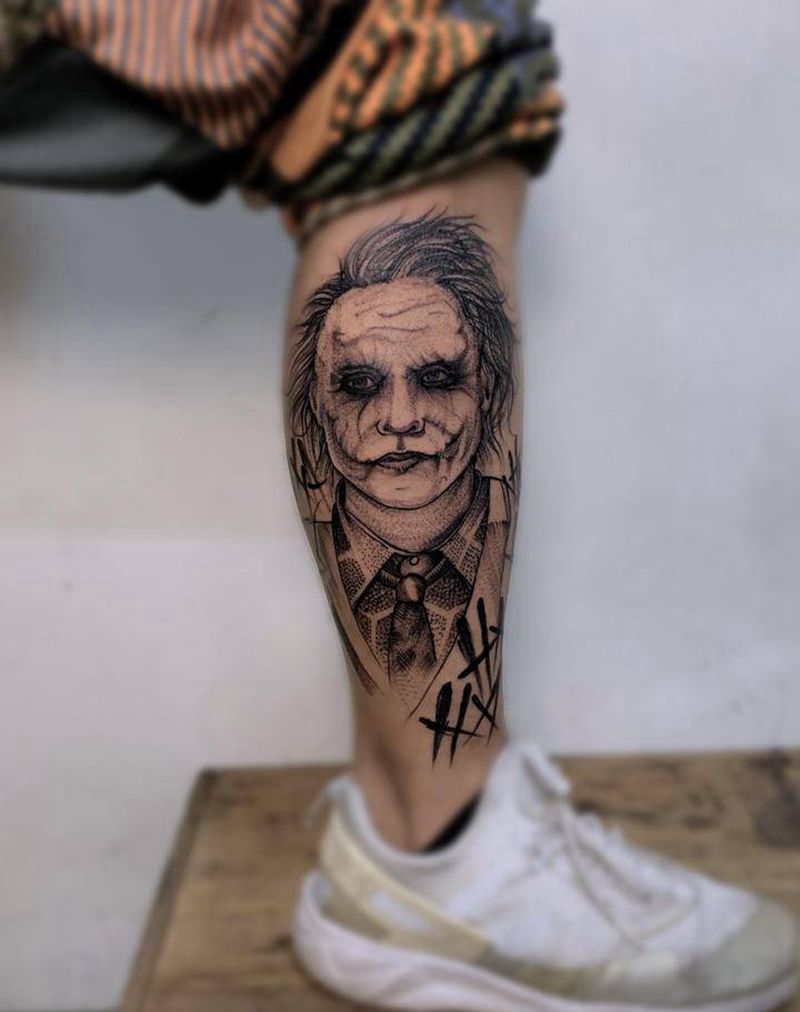 希斯莱杰纹身图片_腰部几何点刺纹身图案