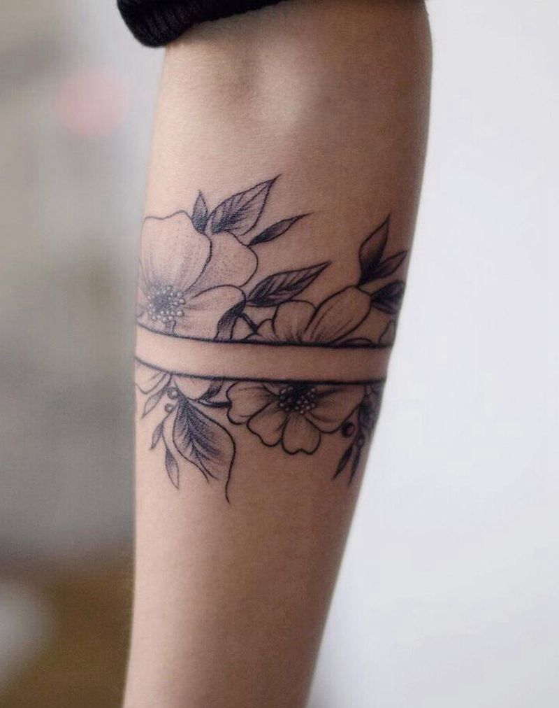 手环纹身图片_手臂点刺纹身图案