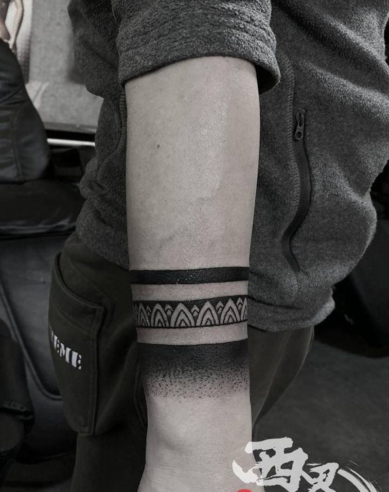 图腾 点刺纹身图片_手臂手部图腾点刺纹身图案