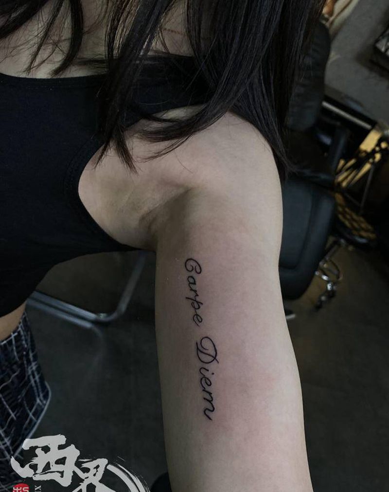 字母 花体字纹身图片_手臂手部花体字纹身图案