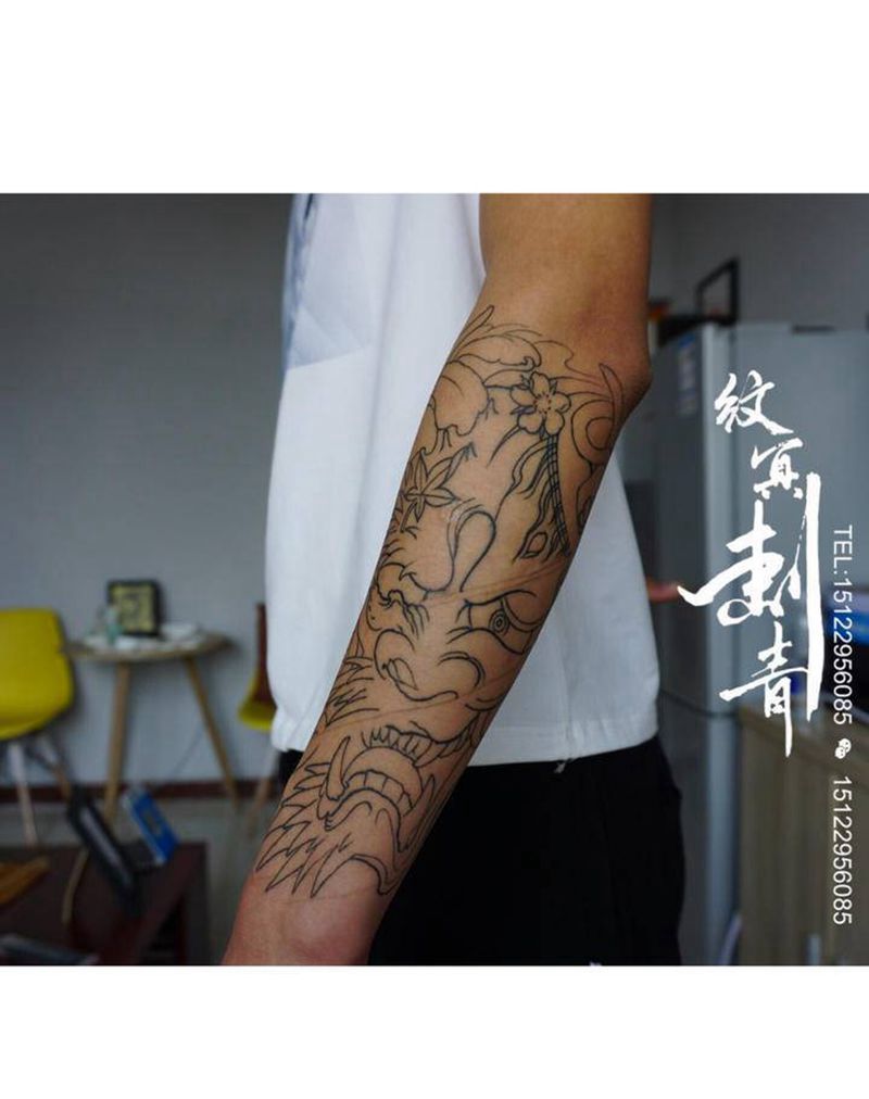 小臂线条恢复效果纹身图片_手臂新传统纹身图案