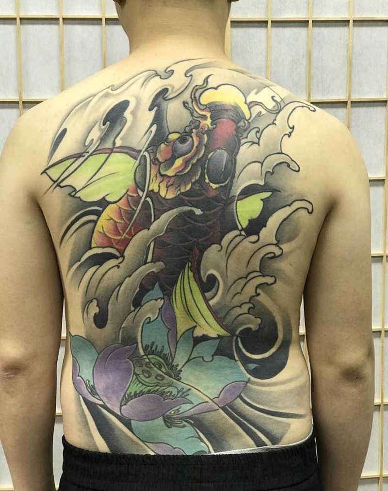 鲤鱼四年前作品纹身图片_新传统纹身图案