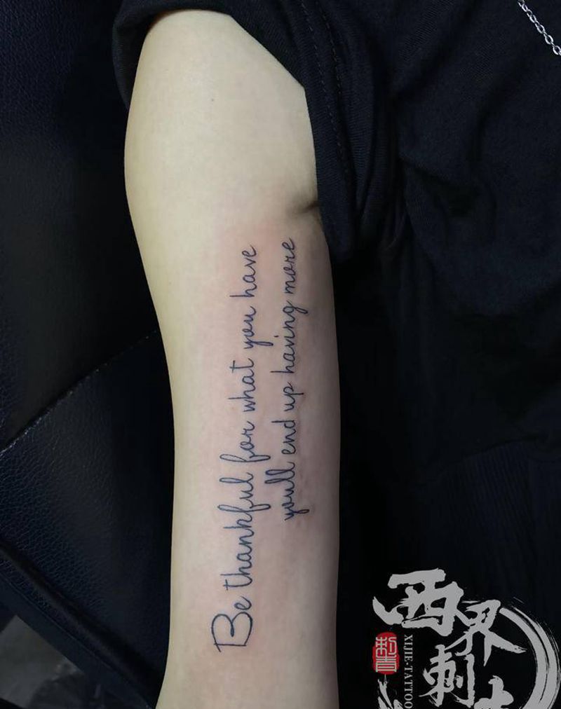 字母花体字纹身图片_手臂手部花体字纹身图案