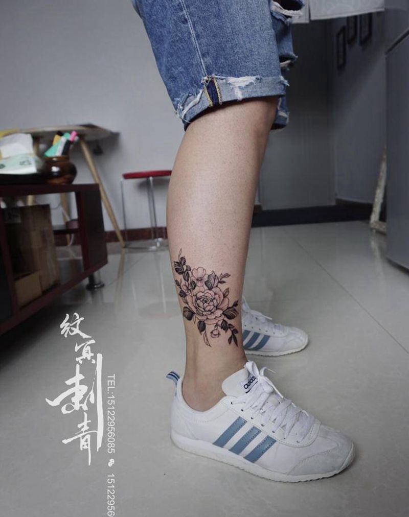 素花纹身图片_腿部几何纹身图案