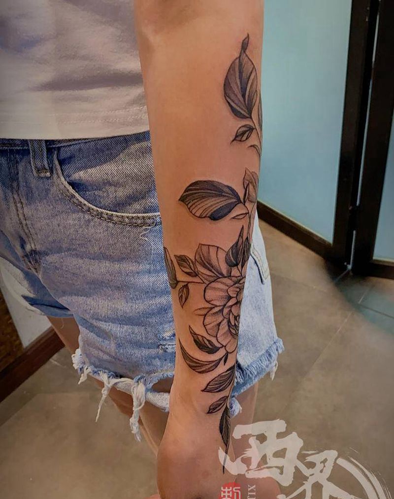 手臂素花纹身图片_手臂手部点刺几何纹身图案