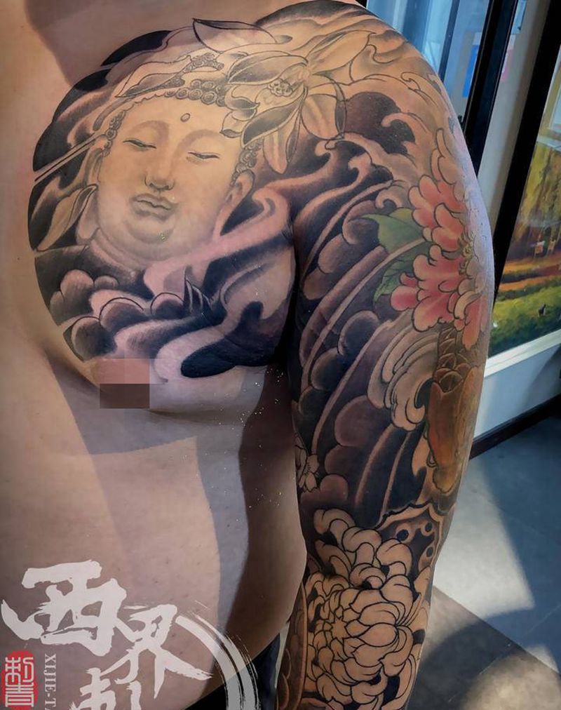 日式半甲花臂纹身图片_手臂胸部老传统新传统纹身图案