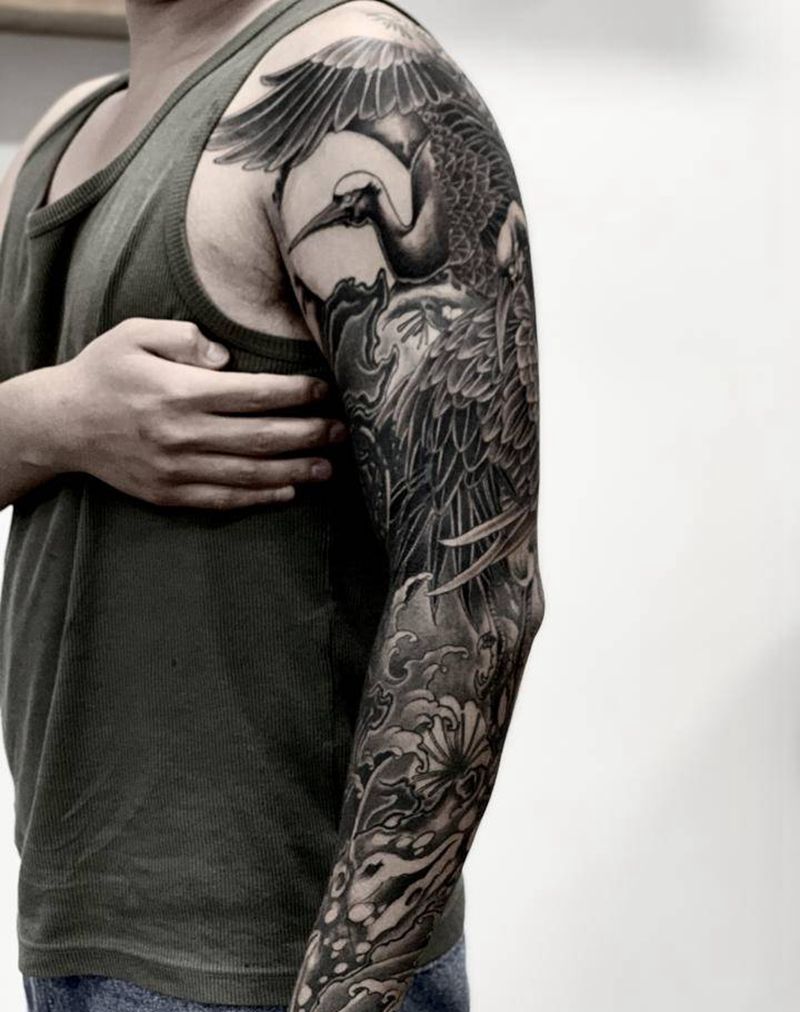 花臂仙鹤遮盖作品未完待续纹身图片_手臂新传统纹身图案