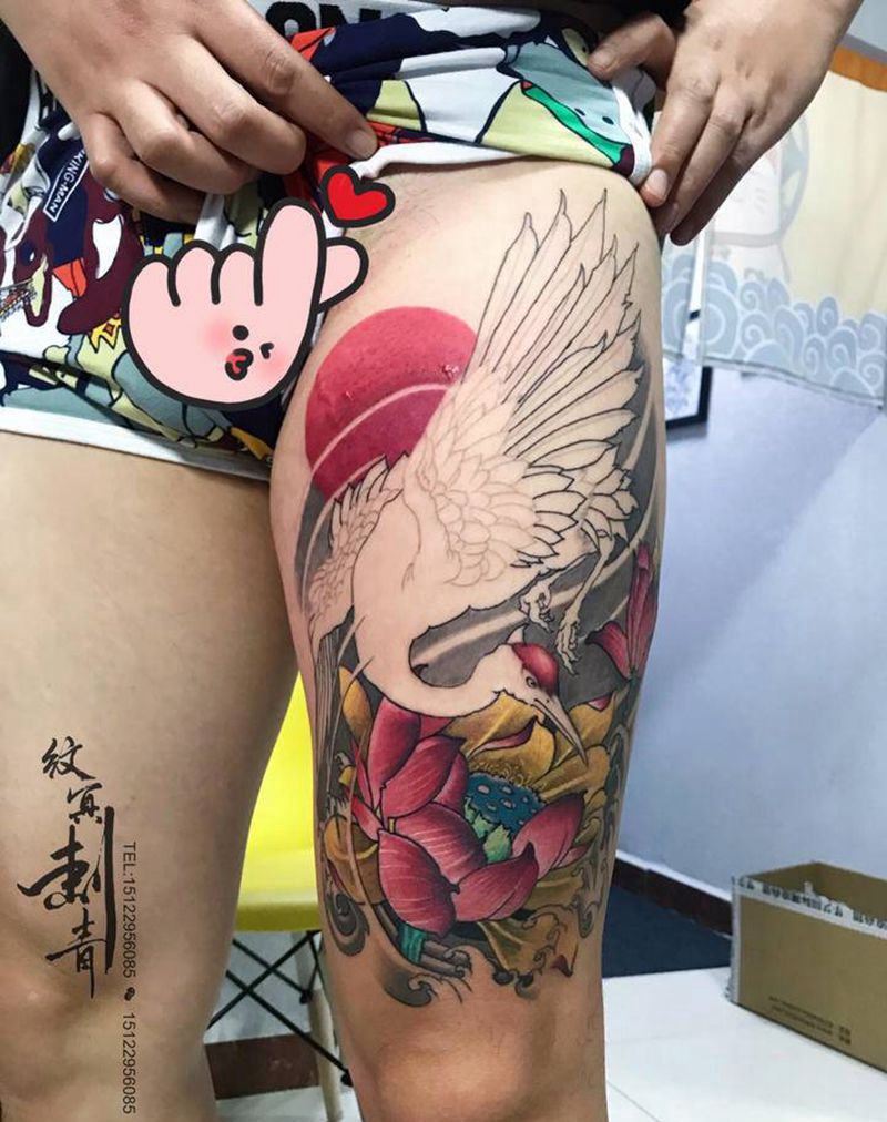 鹤纹身图片_腿部新传统纹身图案