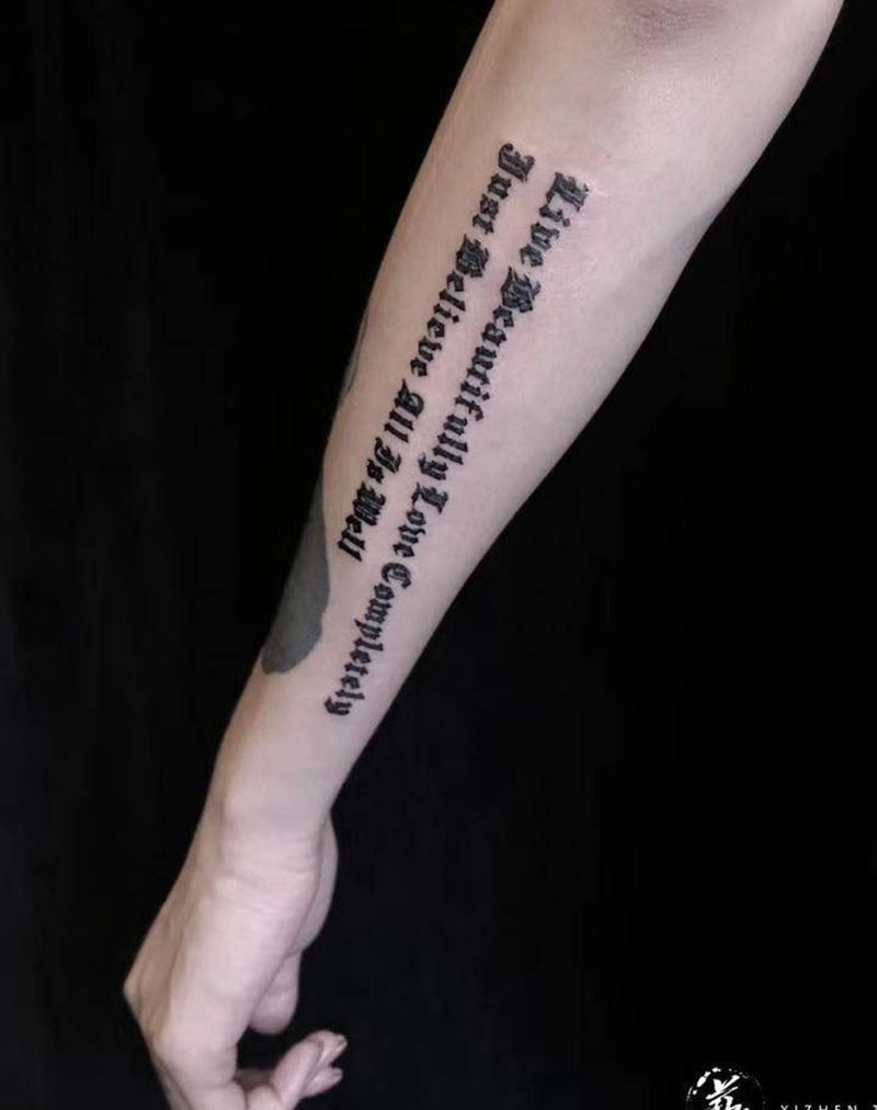 字母合集纹身图片_手臂花体字纹身图案