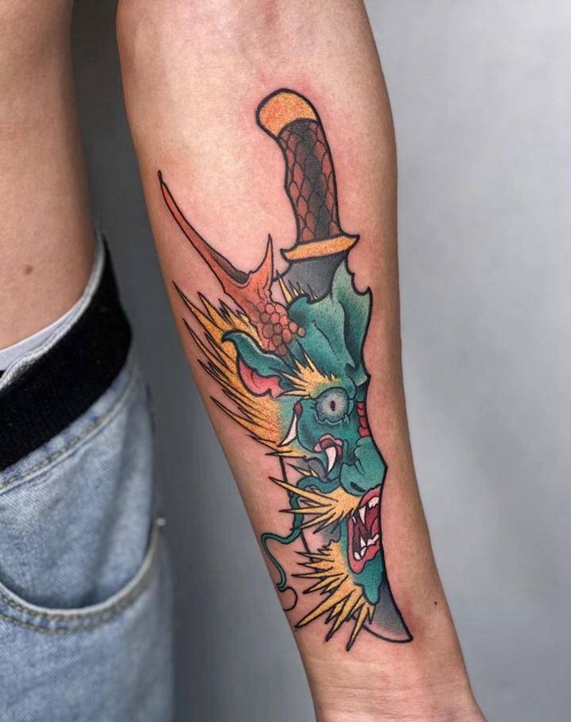 龙头纹身图片_手臂新传统纹身图案