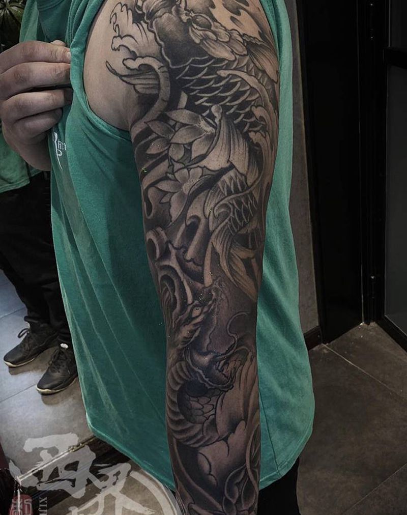 传统鲤鱼花臂纹身图片_手臂手部老传统新传统纹身图案