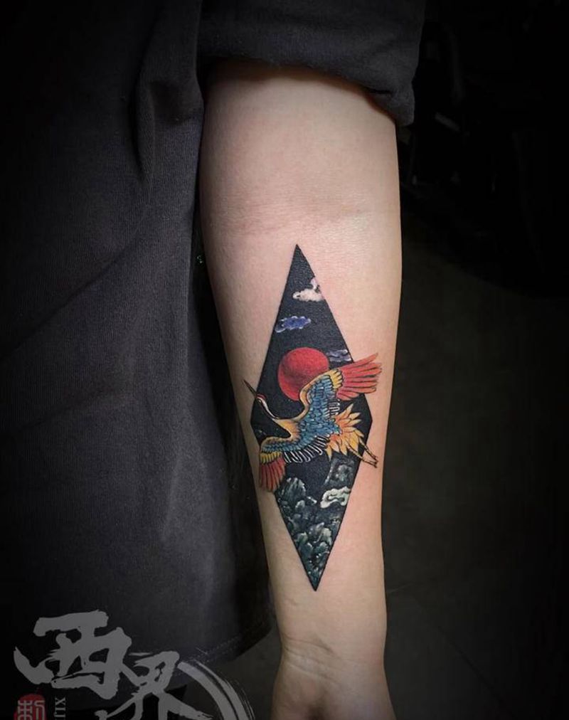 小臂遮盖仙鹤纹身图片_手臂手部新传统水彩纹身图案