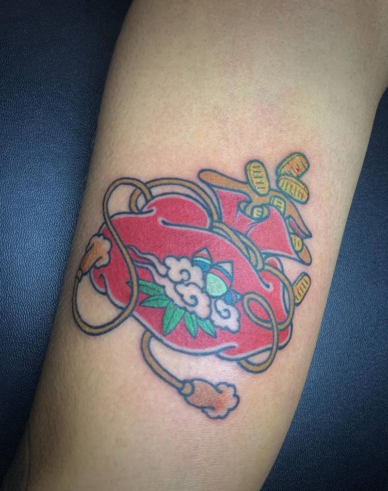 福袋纹身图片_手臂老传统新传统福袋福纹身图案