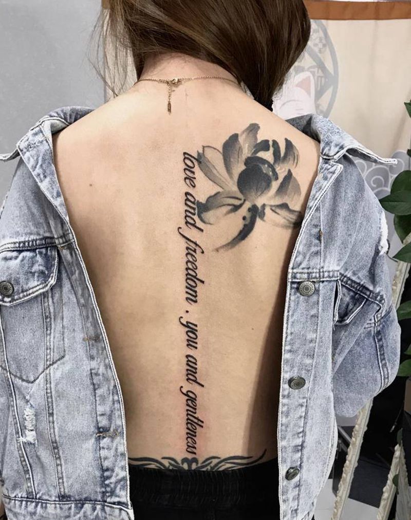 字母纹身图片_背部图腾纹身图案