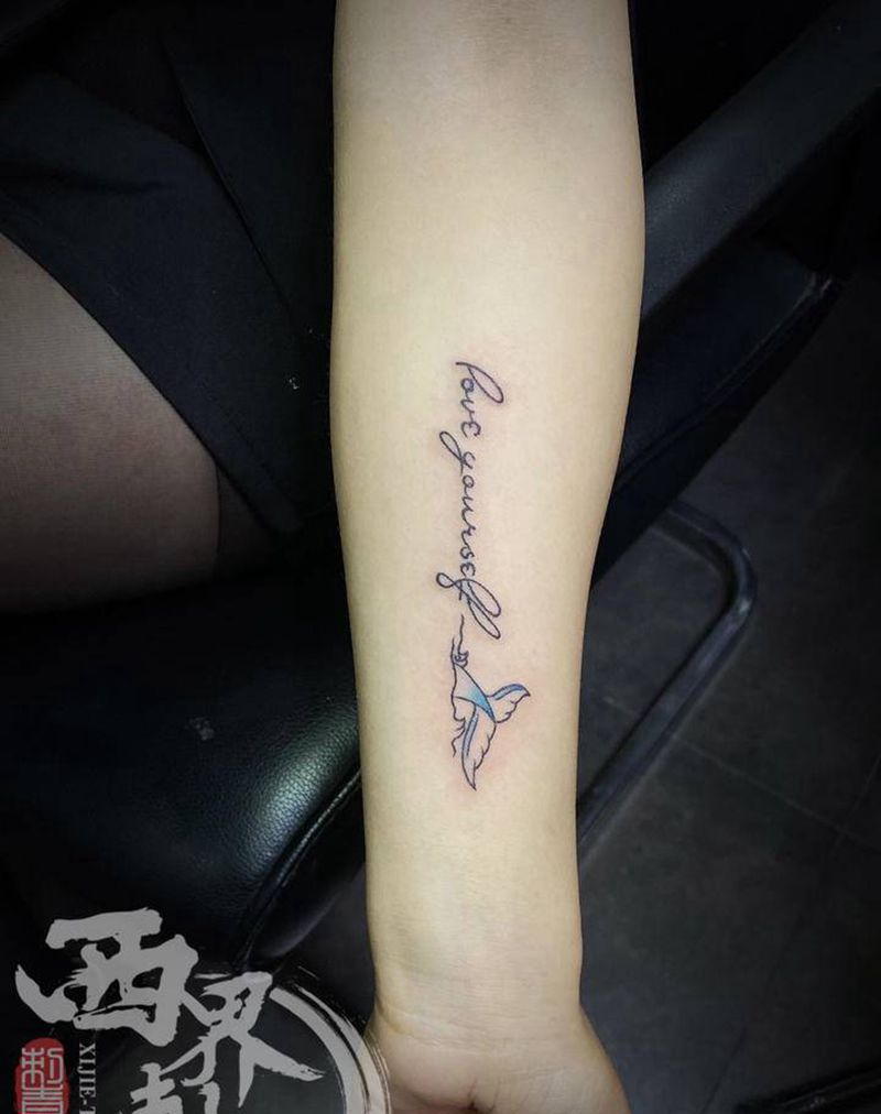 字母小清新纹身图片_手臂花体字水彩纹身图案