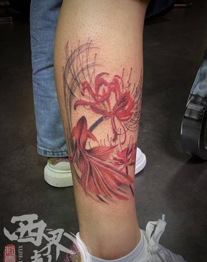 小腿彩色金鱼彼岸花纹身图片_脚部腿部水彩新传统纹身图案